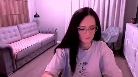 Izza online show from 04-27-26, 10:46