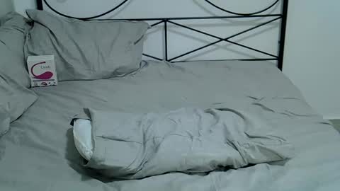 Snapshot of amazingsexygirl chatting on 02-25-25, 06:31 amazingsexygirl online show from 02-25-25, 06:31