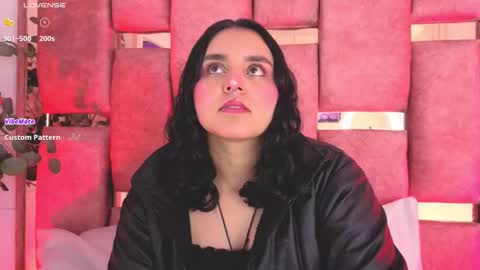 Snapshot of ambar_devon chatting on 11-12-25, 07:24 online show from 11-12-25, 07:24