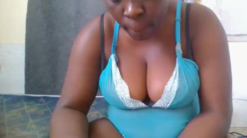 Mia online show from 11-15-25, 10:23