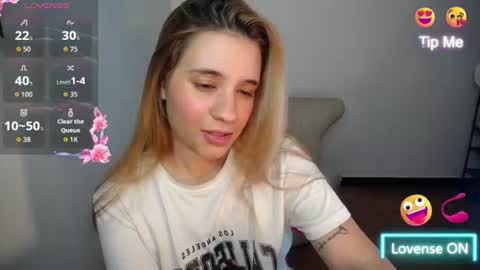 Snapshot of ambar_lynn chatting on 06-21-26, 08:11 mbar online show from 06-21-26, 08:11