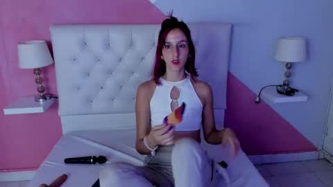 ambar_roux1 online show from 01-23-25, 08:24