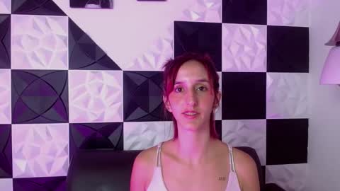 ambar_roux1 online show from 02-13-25, 06:27