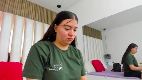 AmbarGills online show from 01-12-26, 12:54