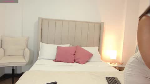 Snapshot of ambarhill chatting on 03-02-25, 10:38 Ambar online show from 03-02-25, 10:38