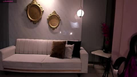 Ambar  online show from 11-18-25, 11:47