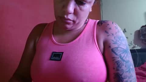 Snapshot of ambarmilf09 chatting on 09-12-25, 04:45 ambarmilf09 online show from 09-12-25, 04:45