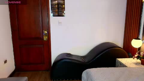 Ambar Ross online show from 06-09-26, 02:06