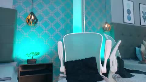 Snapshot of ambarroberts chatting on 05-05-26, 04:15 Ambar online show from 05-05-26, 04:15