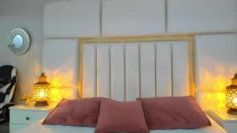 AmbarSantany  online show from 04-26-26, 04:04