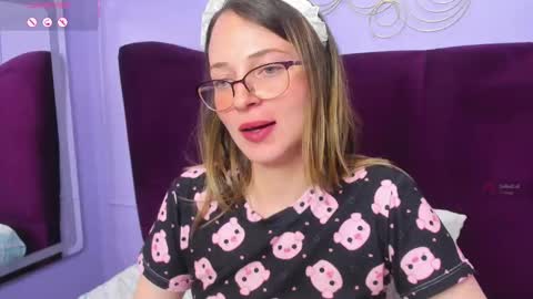 .  Amber Wood  . online show from 03-02-25, 02:43