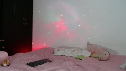 Snapshot of ambel_rose chatting on 09-27-25, 03:55 ambel_rose online show from 09-27-25, 03:55