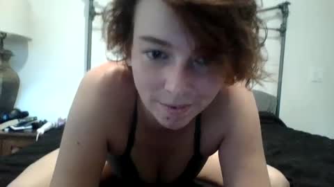 Snapshot of amber420kitty chatting on 10-08-25, 12:41 amber420kitty online show from 10-08-25, 12:41