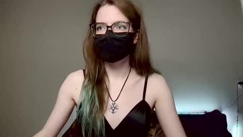 Amber non-nude model online show from 09-15-25, 05:07