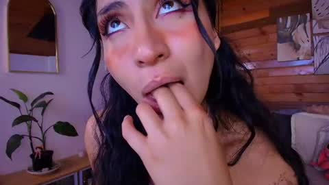 amber_curly online show from 06-19-26, 09:51