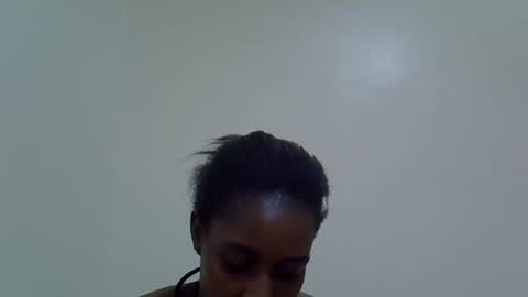 amber_cutie2 online show from 03-11-25, 10:42