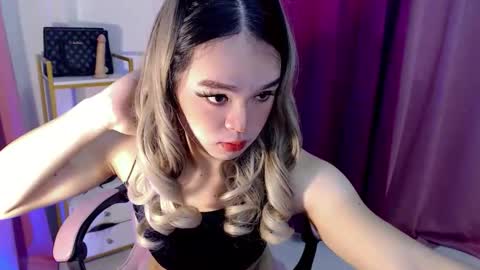 Snapshot of amber_fuck chatting on 11-16-25, 11:16 Amber online show from 11-16-25, 11:16