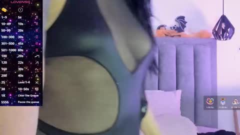 Michell  online show from 10-31-25, 01:23