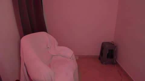 Snapshot of amber_smith20 chatting on 11-05-25, 11:05 find me here --- online show from 11-05-25, 11:05