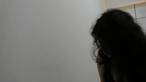 Snapshot of amber_storrm chatting on 10-22-25, 03:29 amber online show from 10-22-25, 03:29