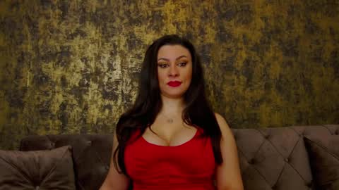 Snapshot of ambercrost chatting on 12-16-24, 05:59 Goddess Amber online show from 12-16-24, 05:59