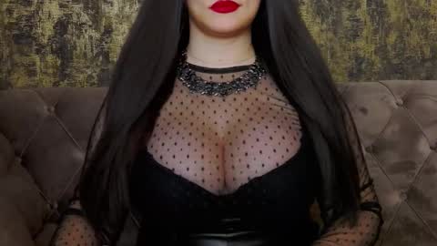 Snapshot of ambercrost chatting on 09-27-25, 07:02 Goddess Amber online show from 09-27-25, 07:02