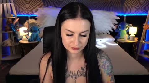 Anna online show from 11-22-25, 02:05