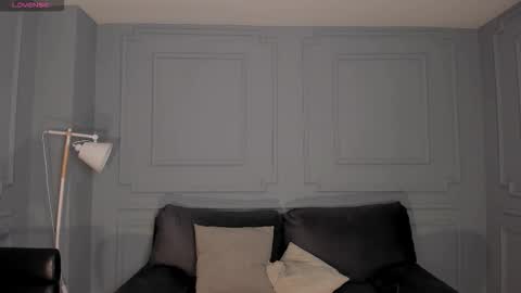 Snapshot of amberfox_1 chatting on 12-01-25, 11:37 Amber Fox online show from 12-01-25, 11:37