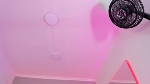 Amber  online show from 03-12-25, 06:00