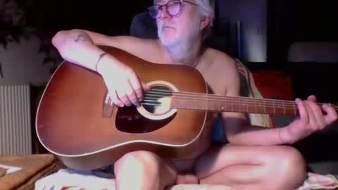 Amberr11 online show from 11-30-25, 12:25