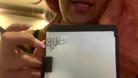 Snapshot of amberviola chatting on 12-21-24, 09:55 AmberViola online show from 12-21-24, 09:55