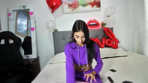 Amber  online show from 02-16-26, 07:43