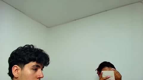 Snapshot of ameli_and_lucas chatting on 01-11-25, 03:02 Amelia Lucas online show from 01-11-25, 03:02