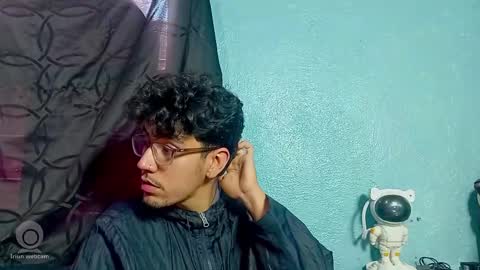 Snapshot of ameli_and_lucas chatting on 10-09-25, 03:32 Amelia Lucas online show from 10-09-25, 03:32