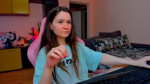 Eileen online show from 06-13-26, 04:49