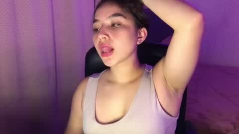 Amelia online show from 06-25-26, 11:53