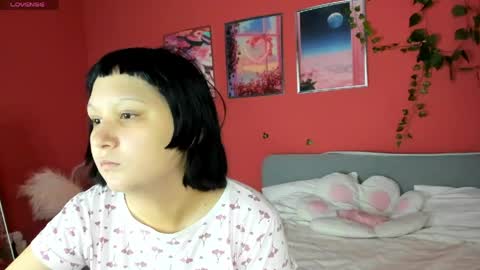 Snapshot of amelia__goth chatting on 05-21-26, 11:17 amelia__goth online show from 05-21-26, 11:17