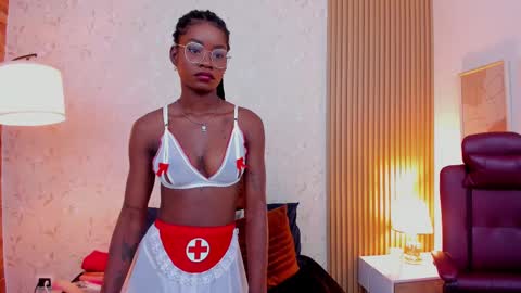 Amelia Adams online show from 02-11-25, 05:29