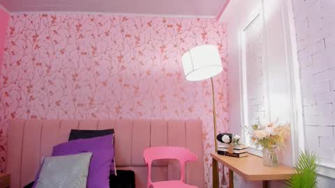 Amelia Adams online show from 10-12-25, 12:15