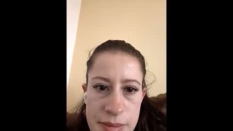 amelia online show from 04-02-26, 08:39