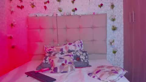 amelia_ferrerx online show from 10-15-25, 03:39