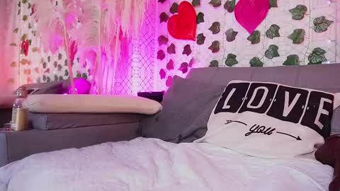 Snapshot of amelia_lov chatting on 02-20-25, 03:12 Amelia online show from 02-20-25, 03:12