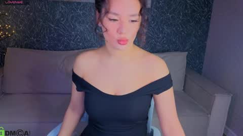 Amelia online show from 05-12-26, 01:36