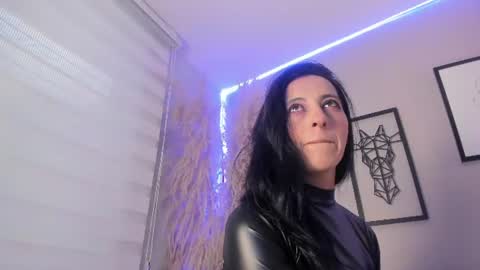 Snapshot of amelia_simpson chatting on 06-20-26, 07:05 online show from 06-20-26, 07:05