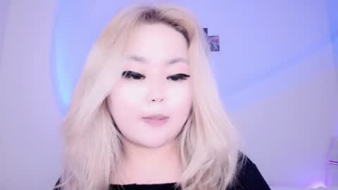 Amelia online show from 12-04-24, 08:12