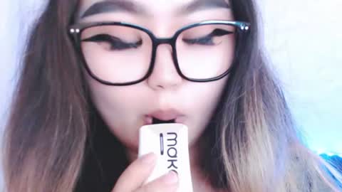Amelia online show from 07-29-26, 05:22