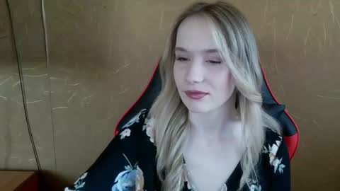 Amelia  online show from 06-23-26, 08:34