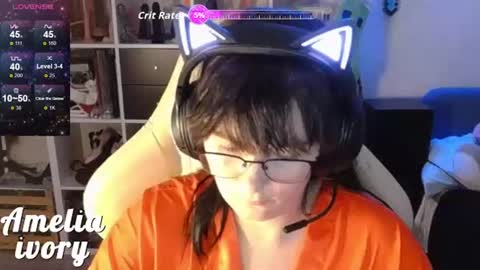 Snapshot of ameliaivory chatting on 06-15-26, 05:42 ameliaivory online show from 06-15-26, 05:42