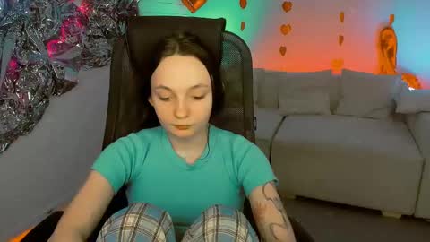 Snapshot of ameliamalina chatting on 02-26-25, 06:26 Amelia online show from 02-26-25, 06:26