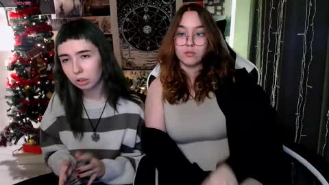 Snapshot of ameliameadd chatting on 01-18-26, 12:42 Amelia online show from 01-18-26, 12:42